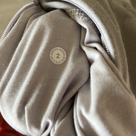 LULULEMON JOGGERS - Picture 4 of 4